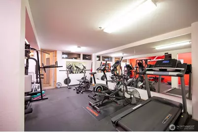 530 Melrose Avenue E #605, Seattle, WA 98102 - Photo 26