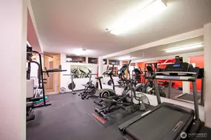 530 Melrose Ave E, Seattle, WA 98102 - Photo 26