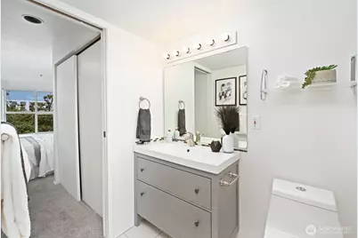 530 Melrose Avenue E #605, Seattle, WA 98102 - Photo 24