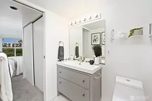 530 Melrose Ave E, Seattle, WA 98102 - Photo 24