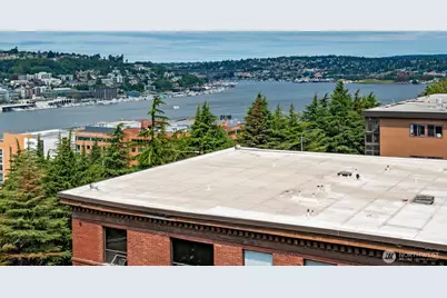 530 Melrose Avenue E #605, Seattle, WA 98102 - Photo 2
