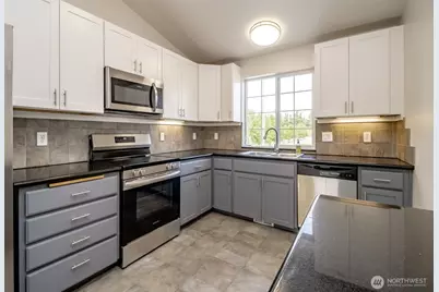 7804 207th Street E, Spanaway, WA 98387 - Photo 8