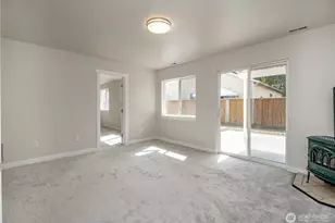 7804 207th St E, Spanaway, WA 98387 - Photo 22