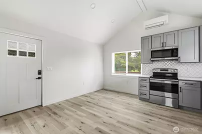 1750 S Anderson Street #2, Tacoma, WA 98405 - Photo 4