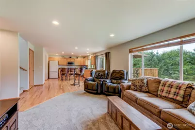 806 Darwins Way, Granite Falls, WA 98252 - Photo 14
