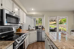 1920 Emerald Pl, Wenatchee, WA 98801 - Photo 14