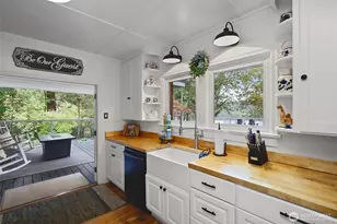 2775 Marine Dr, Bremerton, WA 98312 - Photo 12
