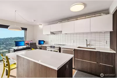 505 Belmont Avenue E #1002, Seattle, WA 98102 - Photo 8