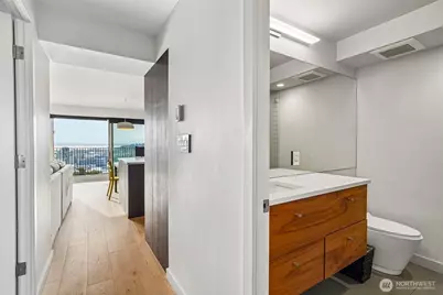 505 Belmont Avenue E #1002, Seattle, WA 98102 - Photo 10