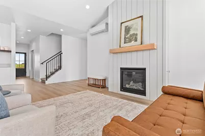 321 W 4th Street, Everson, WA 98247 - Photo 8