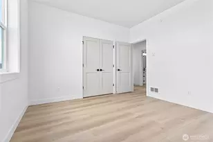 321 W 4th St, Everson, WA 98247 - Photo 26