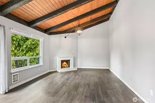 1722 SW 318th Pl, Federal Way, WA 98023 - Photo 2