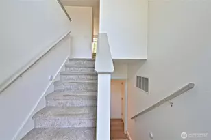 1012 E Laurel St, Kent, WA 98030 - Photo 26