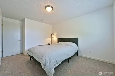 1012 E Laurel Street, Kent, WA 98030 - Photo 16