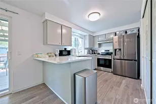 1012 E Laurel St, Kent, WA 98030 - Photo 6