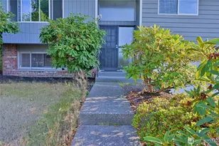 1012 E Laurel St, Kent, WA 98030 - Photo 2