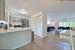1012 E Laurel St, Kent, WA 98030 - Photo 10