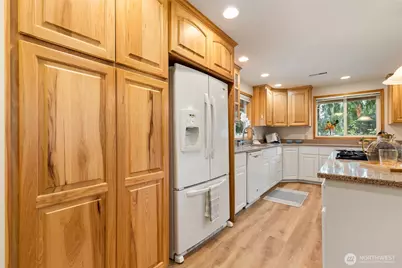 1730 216th Street SW, Lynnwood, WA 98036 - Photo 8