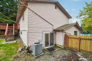 11242 SE 321st Pl, Auburn, WA 98092 - Photo 36