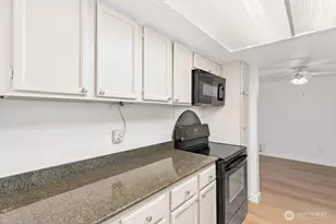 13235 12th Ave SW, Burien, WA 98146 - Photo 10