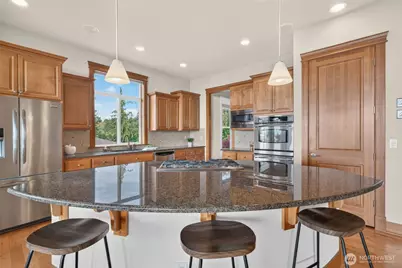 6652 Waterton Circle, Mukilteo, WA 98275 - Photo 8