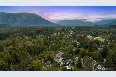 38130 SE Northern Street, Snoqualmie, WA 98065 - Photo 32