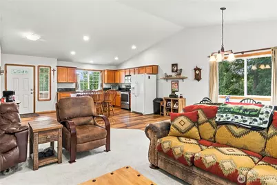 2607 Brookdale Road E, Tacoma, WA 98445 - Photo 12