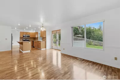 7618 68th Street NE, Marysville, WA 98270 - Photo 14