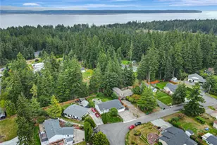 379 Piper Way, Camano Island, WA 98282 - Photo 40