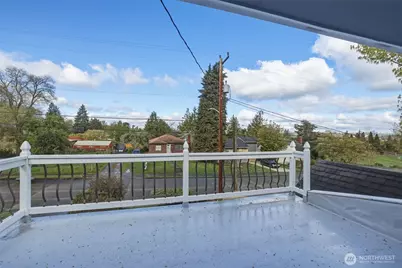9812 59th Avenue S, Seattle, WA 98118 - Photo 18