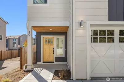 10 160th Place SE, Bothell, WA 98012 - Photo 2