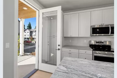10 160th Place SE, Bothell, WA 98012 - Photo 14