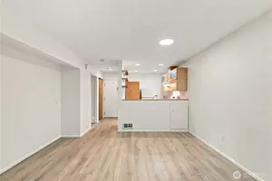 211 Summit Ave E, Seattle, WA 98102 - Photo 6