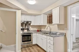 6730 NE 202nd St, Kenmore, WA 98028 - Photo 24