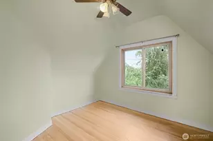 7710 Bagley Ave N, Seattle, WA 98103 - Photo 32