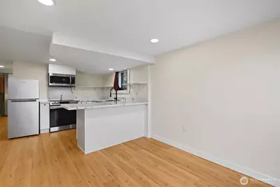 7710 Bagley Avenue N, Seattle, WA 98103 - Photo 18