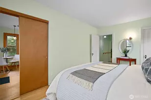 7710 Bagley Ave N, Seattle, WA 98103 - Photo 16