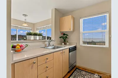 2818 Grand Avenue #B508, Everett, WA 98201 - Photo 8