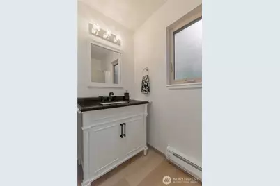2326 49th Avenue SW, Seattle, WA 98116 - Photo 22