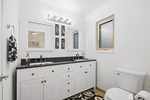 2326 49th Ave SW, Seattle, WA 98116 - Photo 16