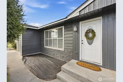 121 K Street SW, Quincy, WA 98848 - Photo 2