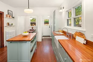 3915 Sunnyside Ave N, Seattle, WA 98103 - Photo 8