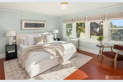 3915 Sunnyside Avenue N, Seattle, WA 98103 - Photo 14