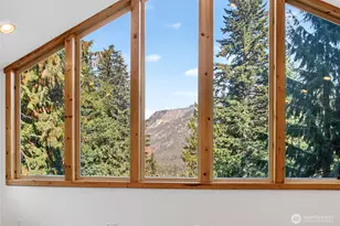 921 Snoqualmie Dr, Snoqualmie Pass, WA 98068 - Photo 10
