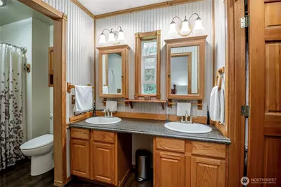 34028 48th Avenue E, Eatonville, WA 98328 - Photo 16