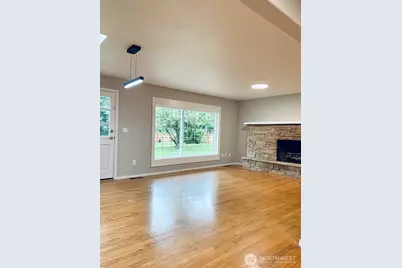 5721 180th Street SW, Lynnwood, WA 97037 - Photo 12