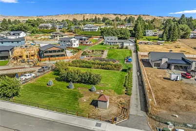 2403 NW Columbia Avenue, East Wenatchee, WA 98802 - Photo 8
