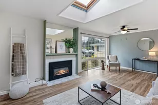 1998 SE Juniper Ct, Port Orchard, WA 98366 - Photo 4