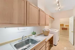 4618 NE 89th St, Seattle, WA 98115 - Photo 18