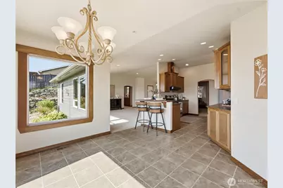 2304 Canyon Hills Drive, East Wenatchee, WA 98802 - Photo 10